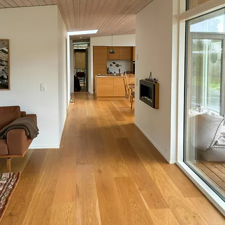 New Wooden House Near Ferienhaus Hornbæk